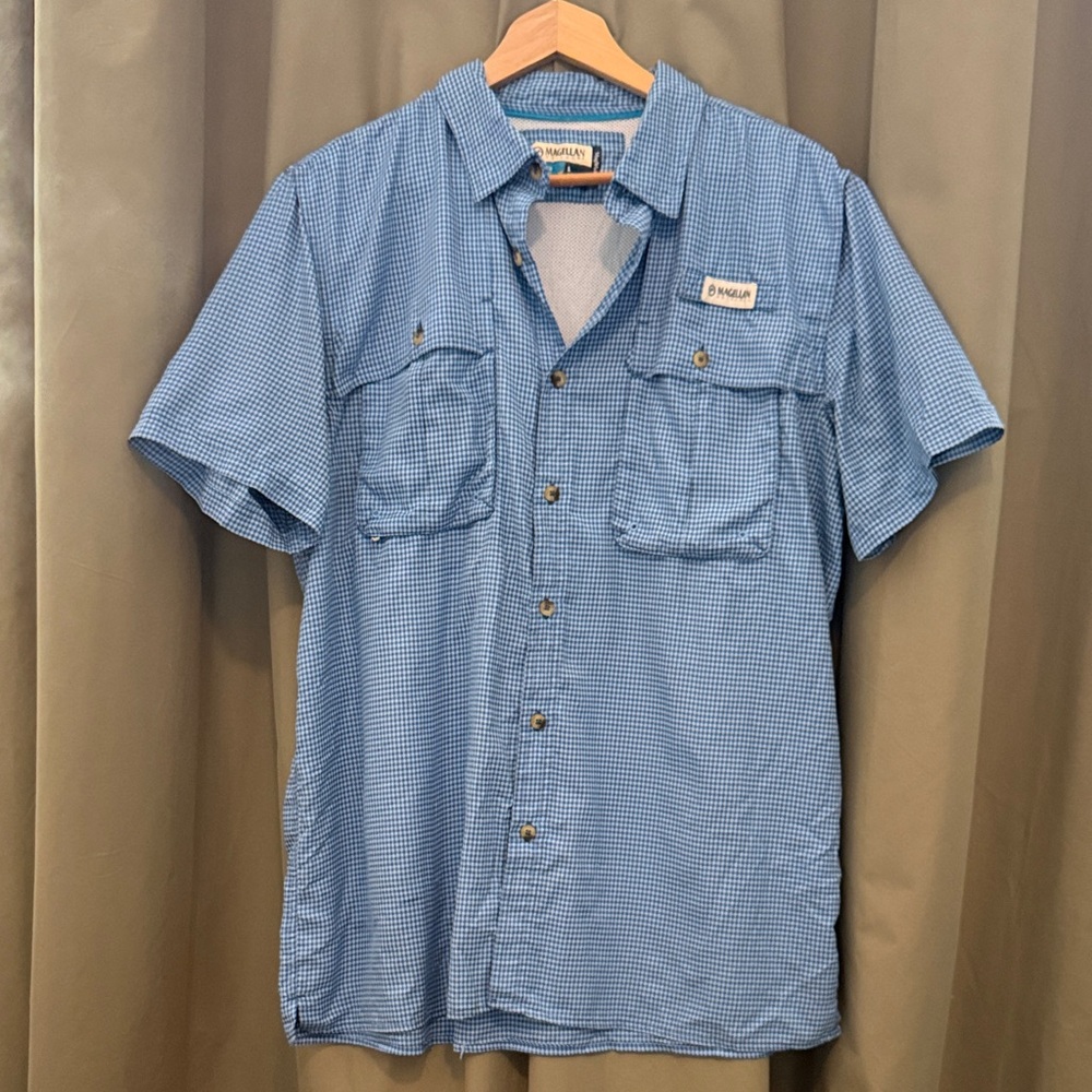 Columbia Men's Light Blue Checkered Button Down Shirt